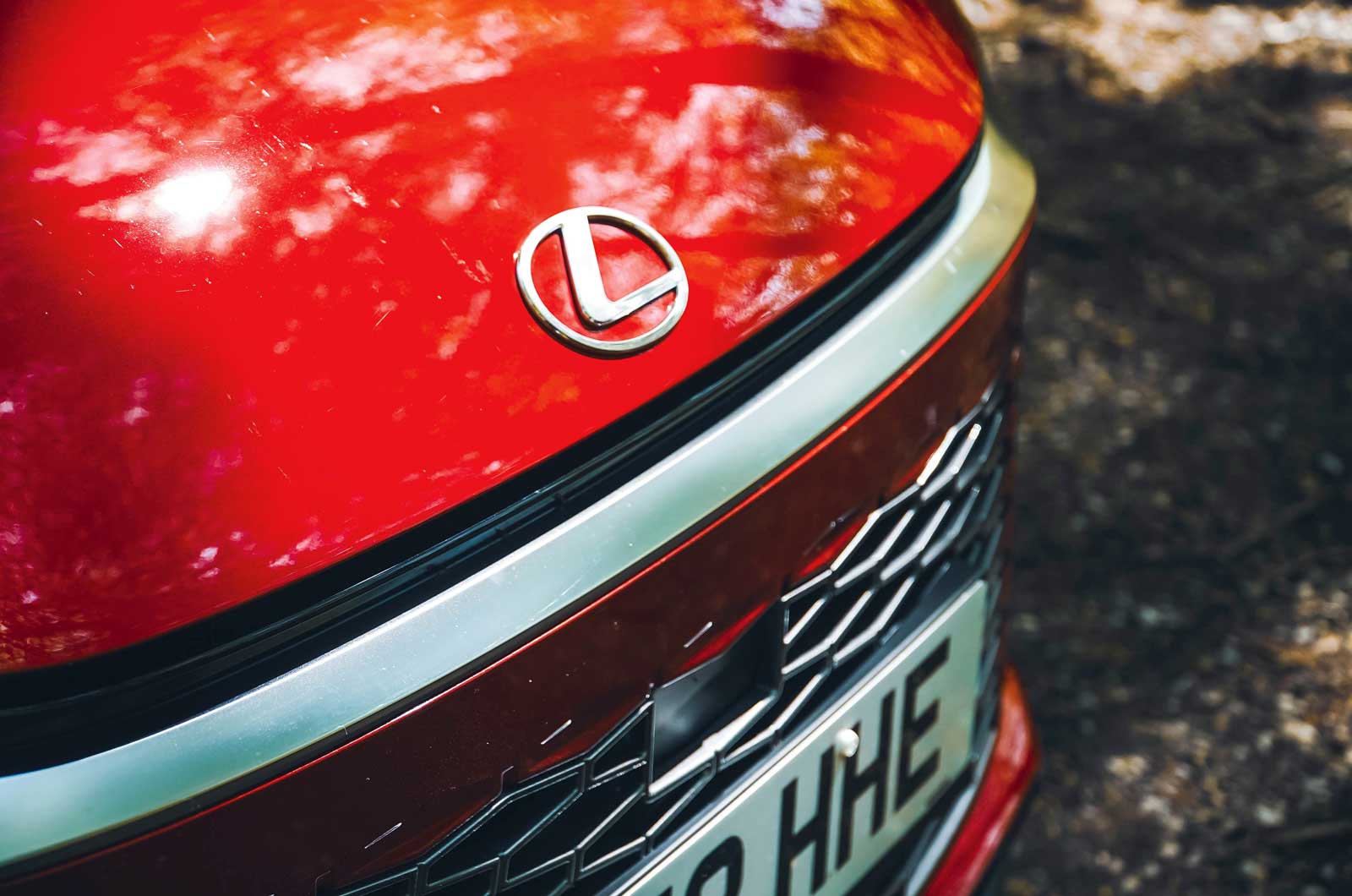 Lexus bonnet badge