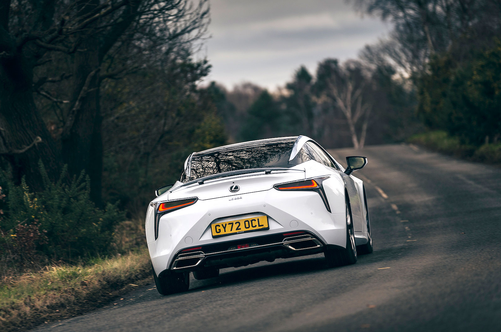 Lexus LC 500 rear tracking