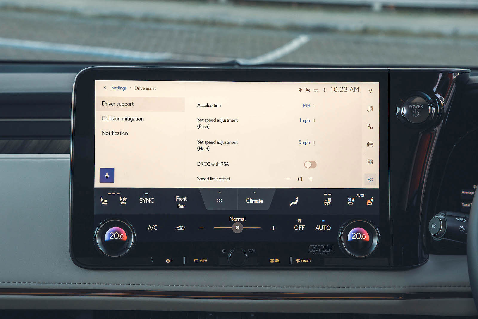 Lexus LM interior infotainment