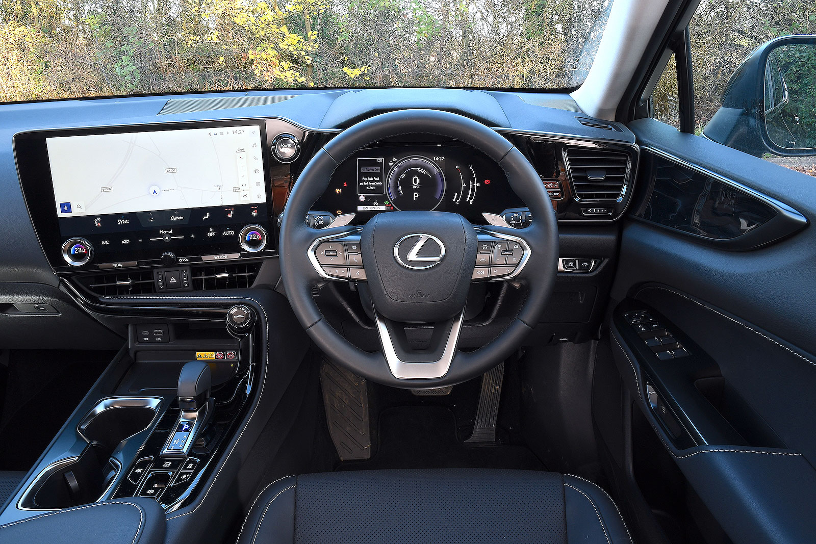 Lexus NX dashboard
