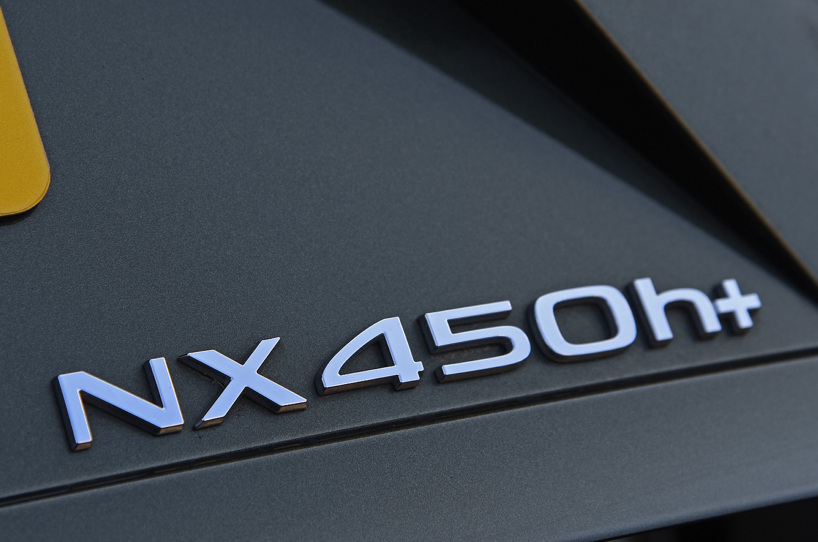 Lexus NX badge