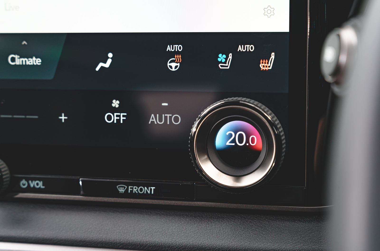 Lexus RX climate controls
