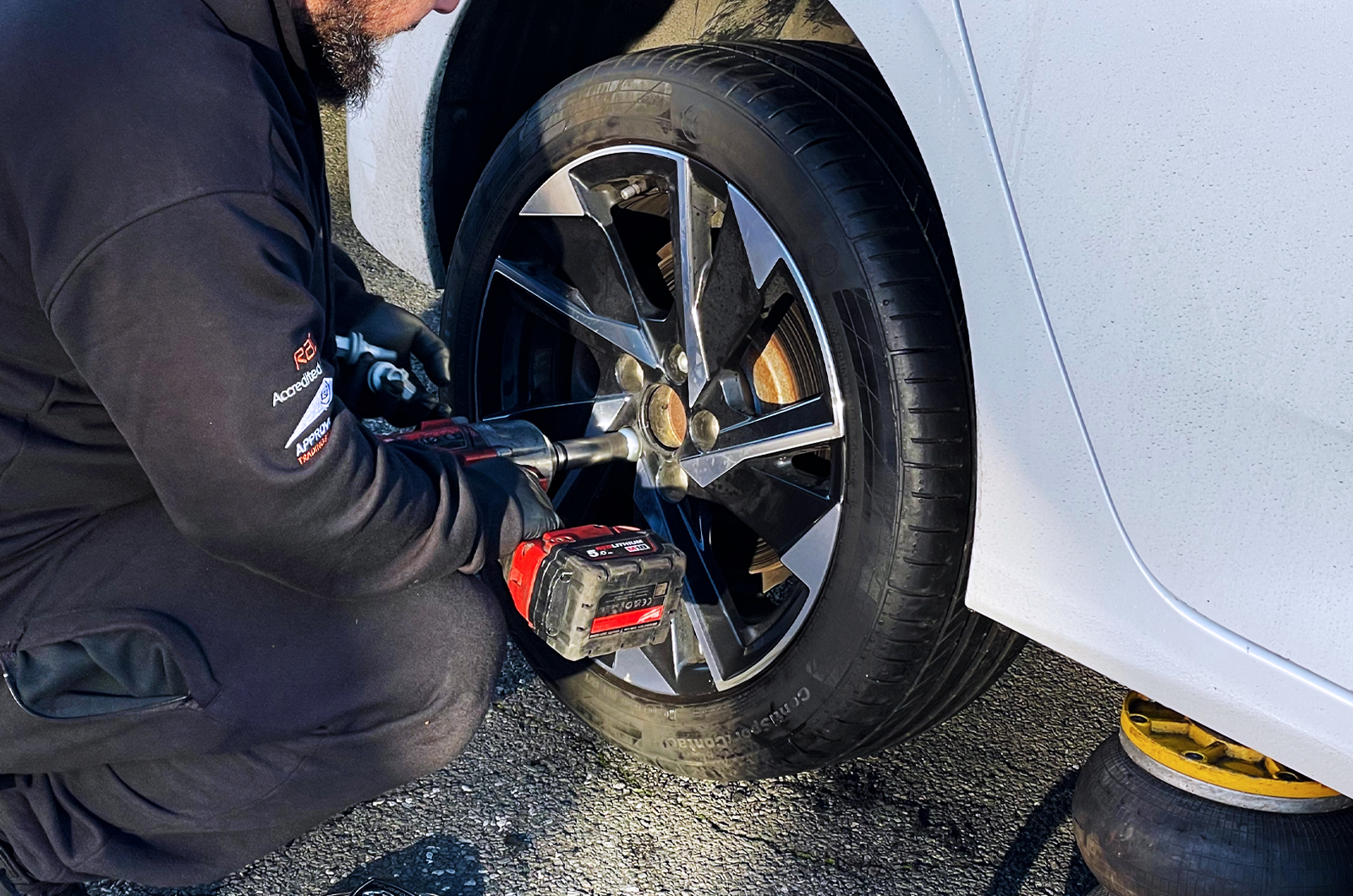C5 Aircross public charging