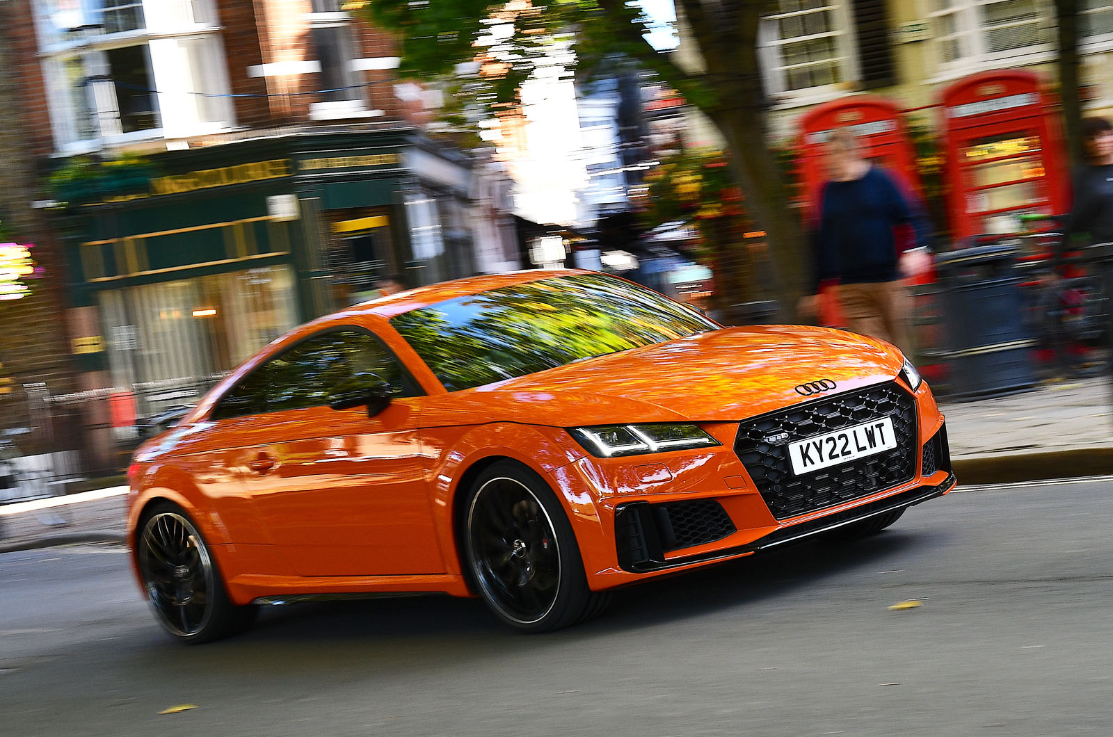 LT Audi TTS front