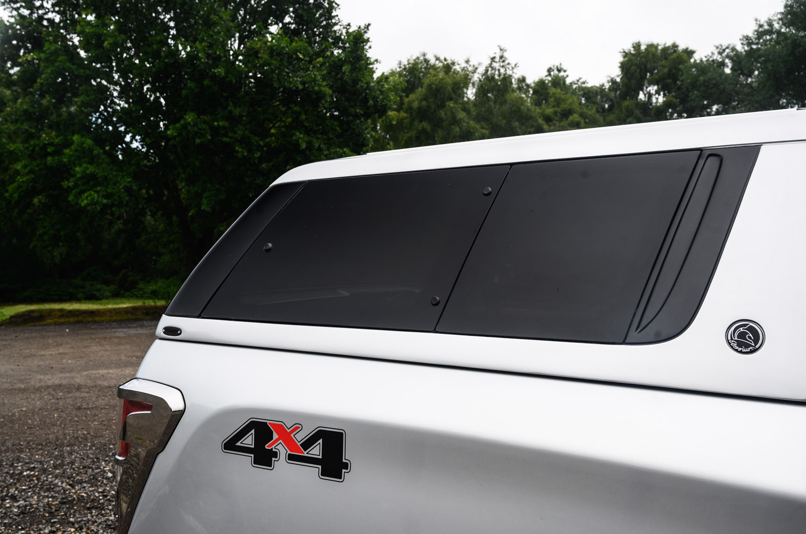 LT Ssangyong Musso hard-top