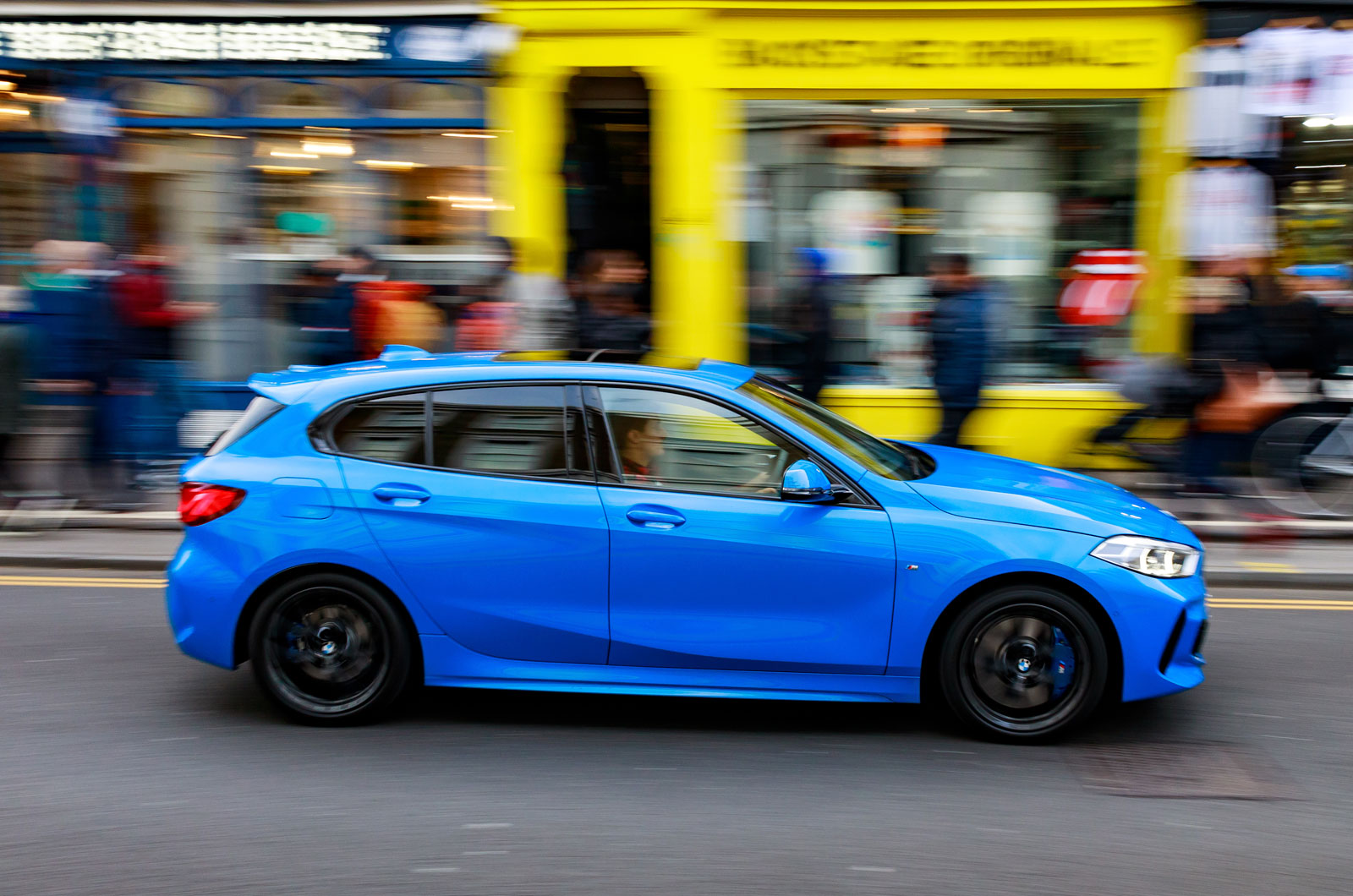 BMW 1 Series Notting Hill tracking