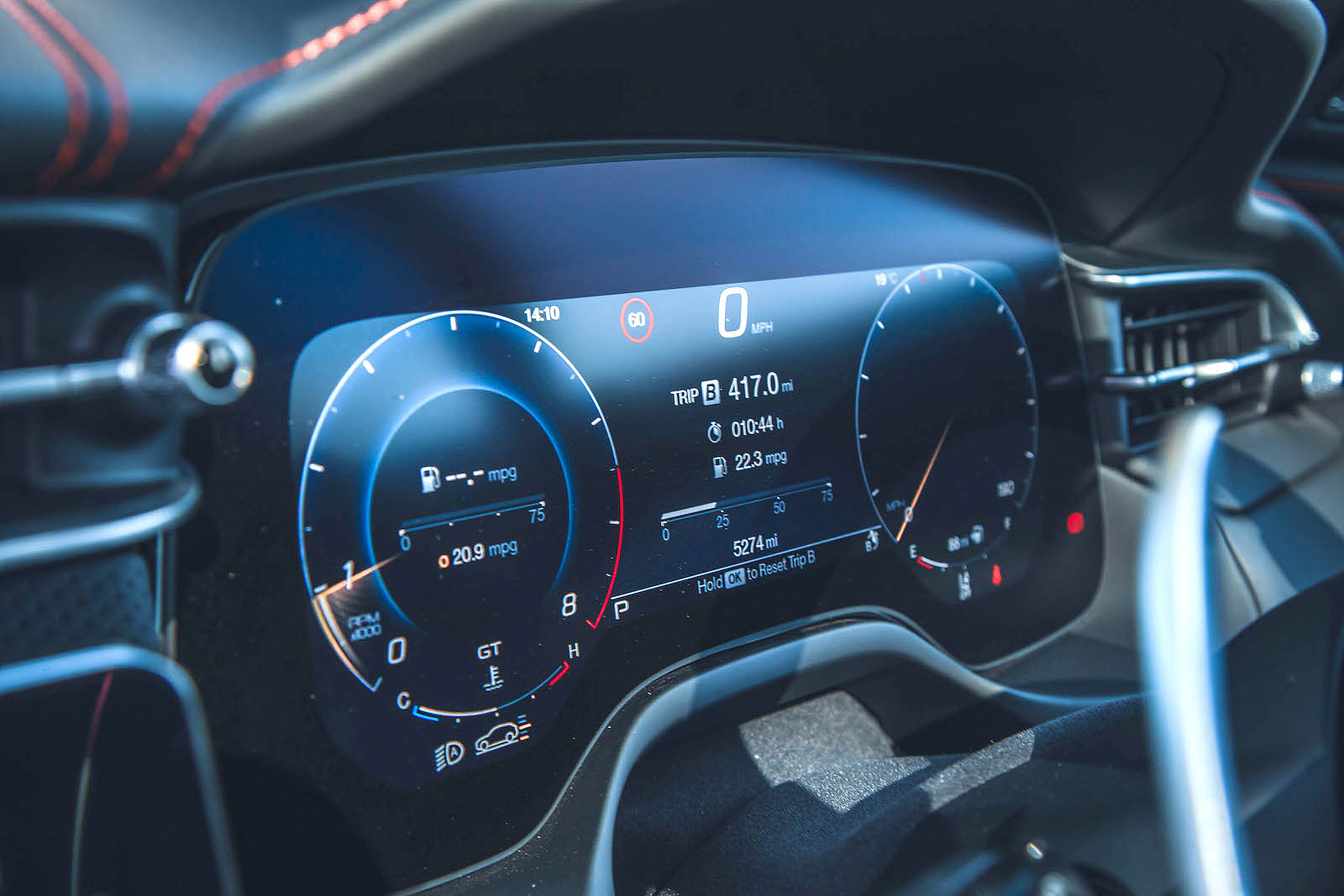Maserati Grecale Trofeo driver display