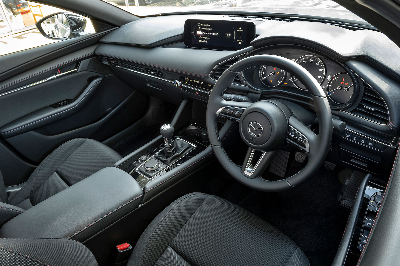 Mazda 3 dashboard