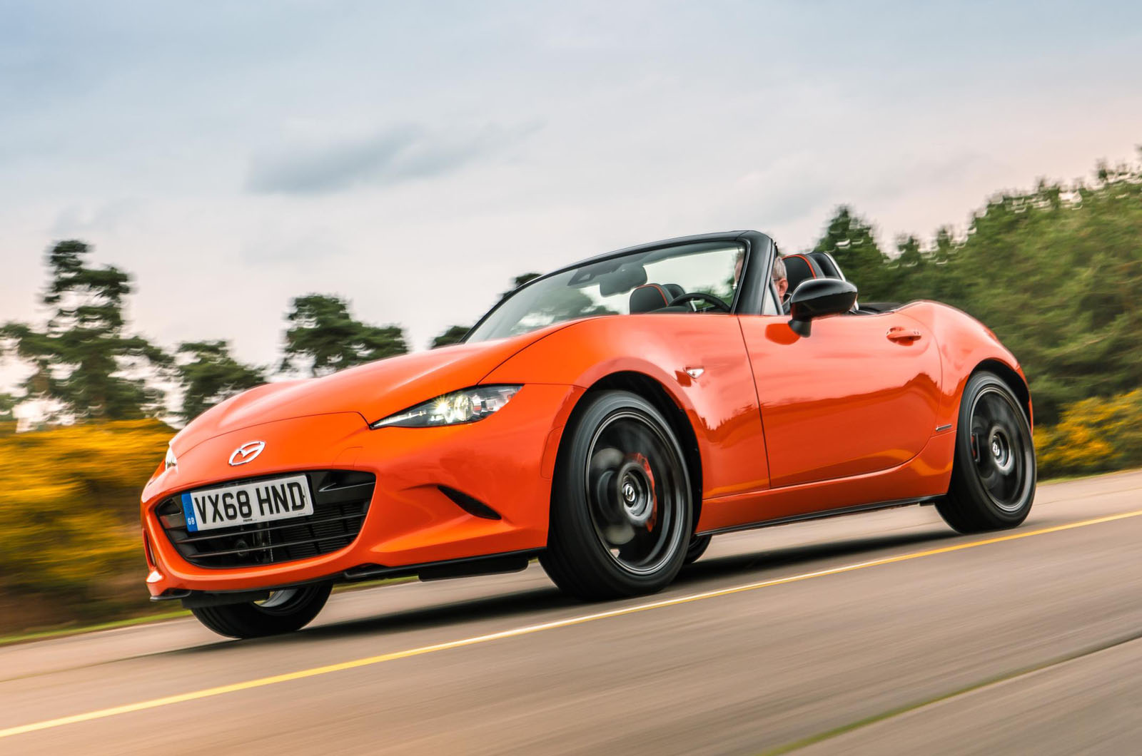 Mazda MX-5 30th Anniversary Edition front