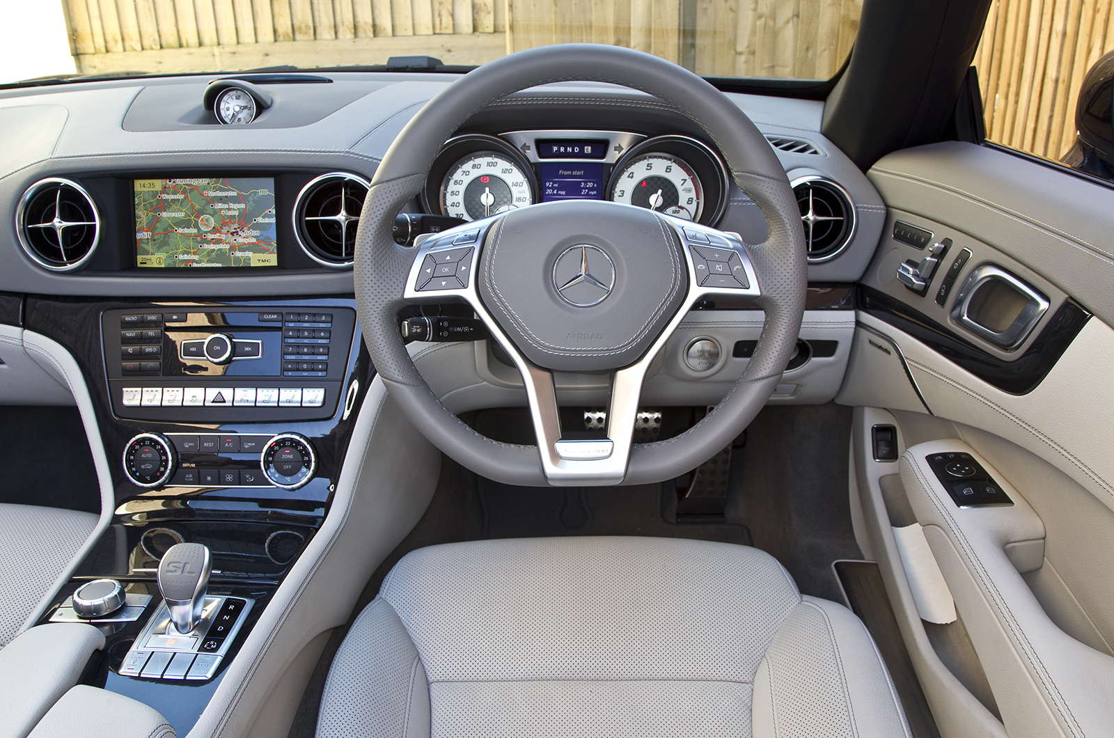 Mercedes SL interior