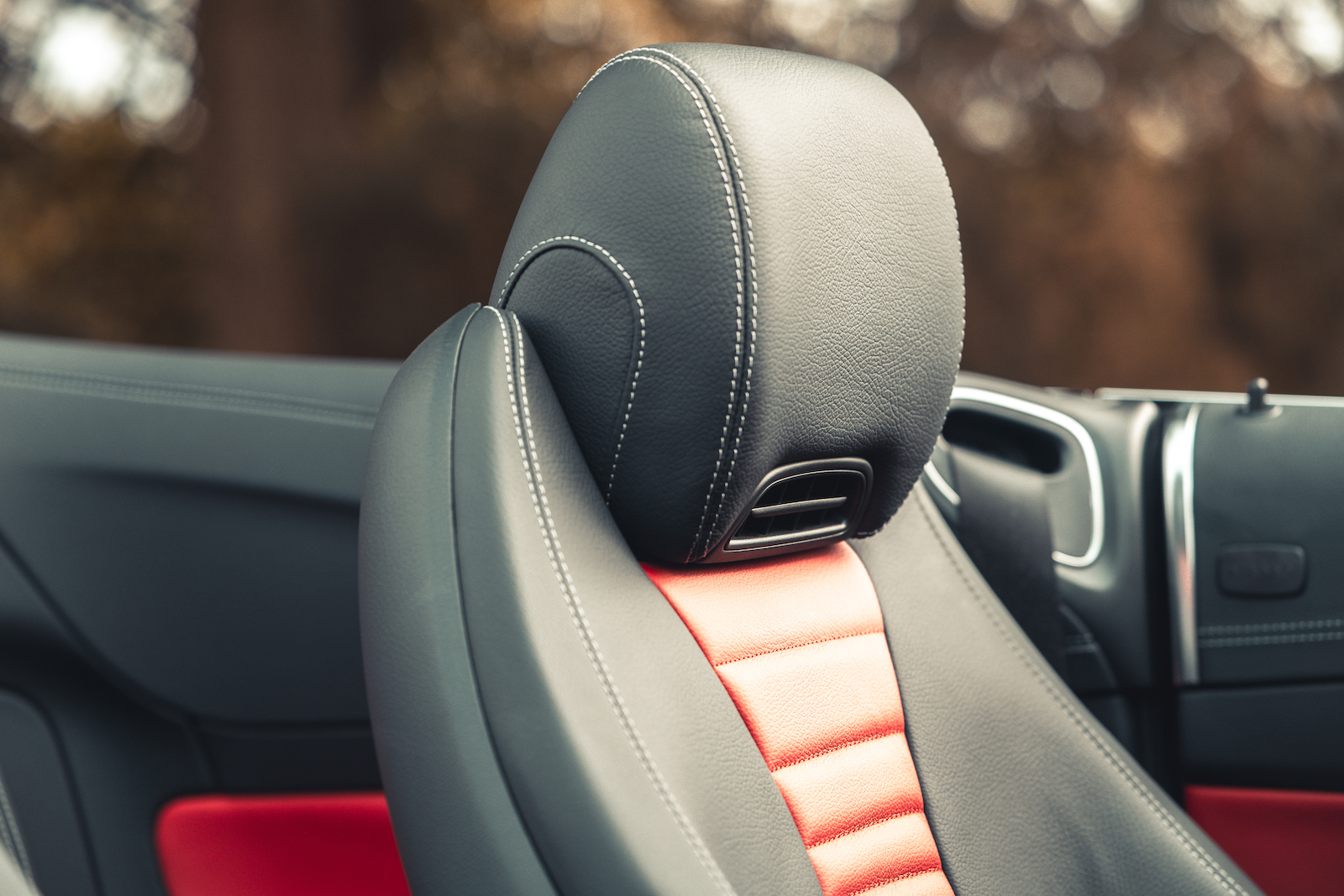 Mercedes E-Class Cabriolet 2021 interior front seat detail