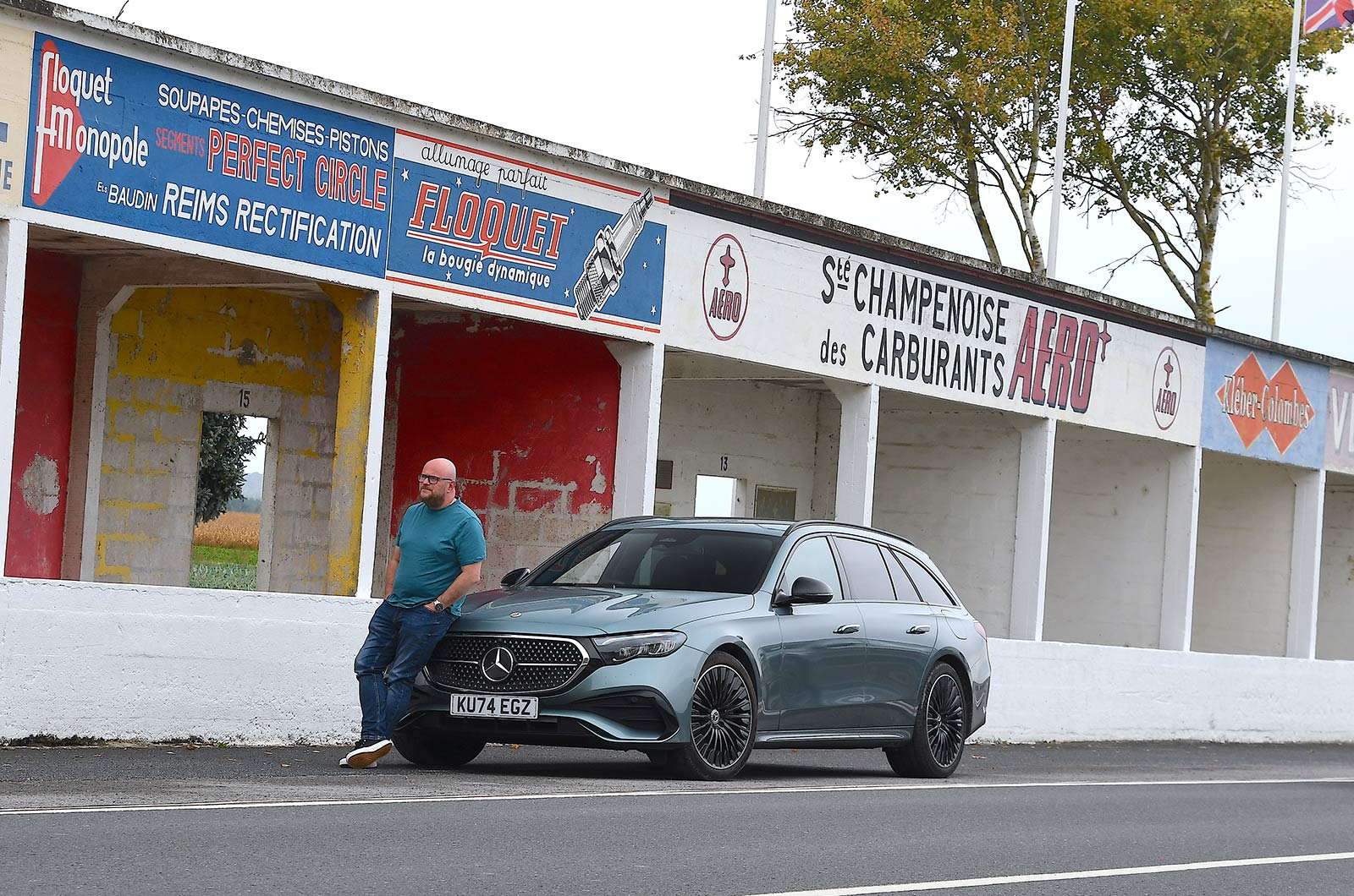 Mercedes E-Class front side, outside pit garages