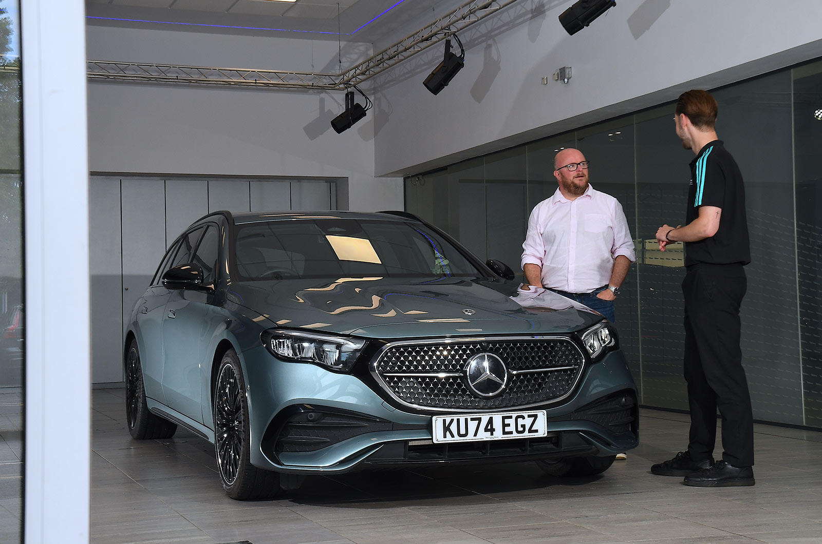 Mercedes E300de Estate front static dealer handover