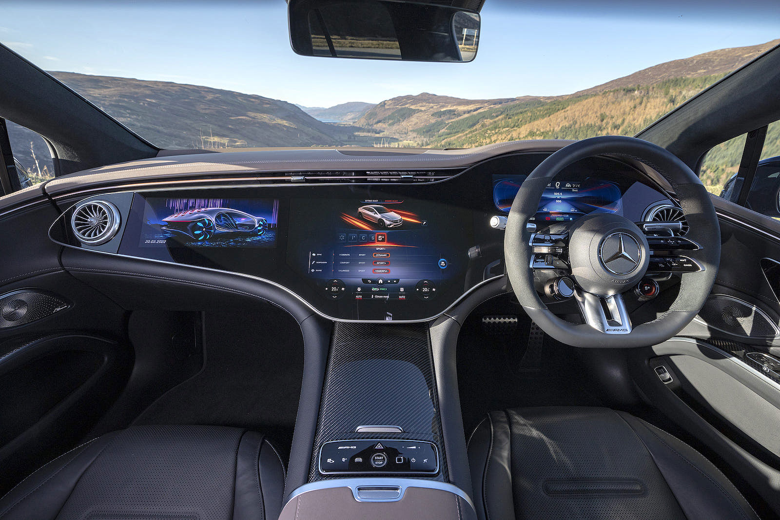 Mercedes EQS interior dashboard