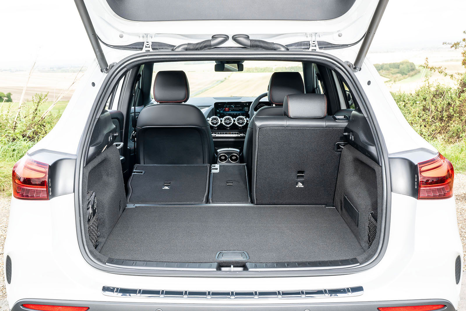 Mercedes GLA boot open