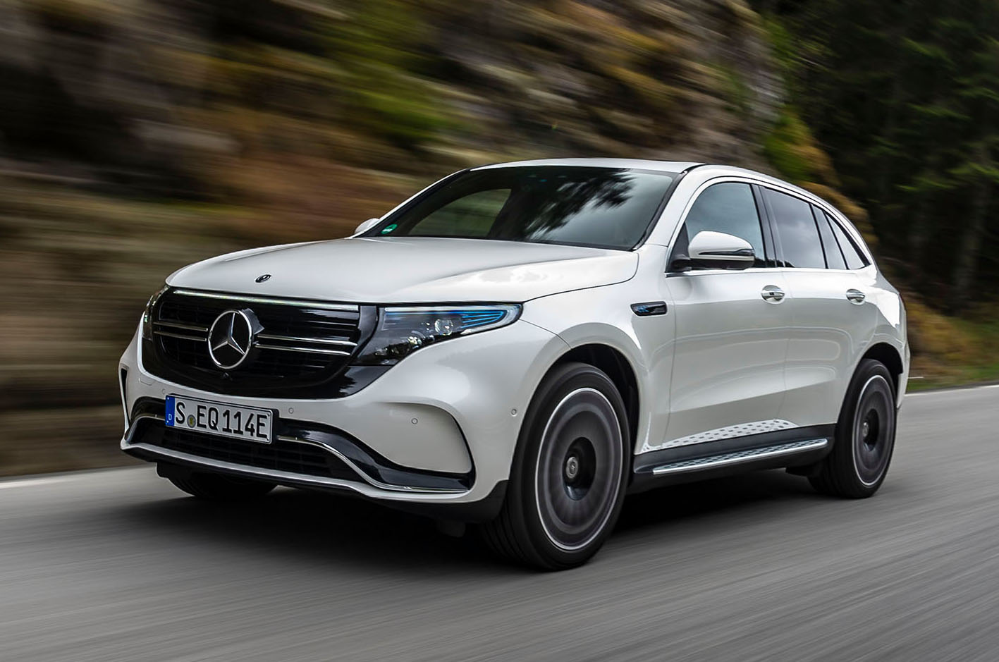 Mercedes EQC front