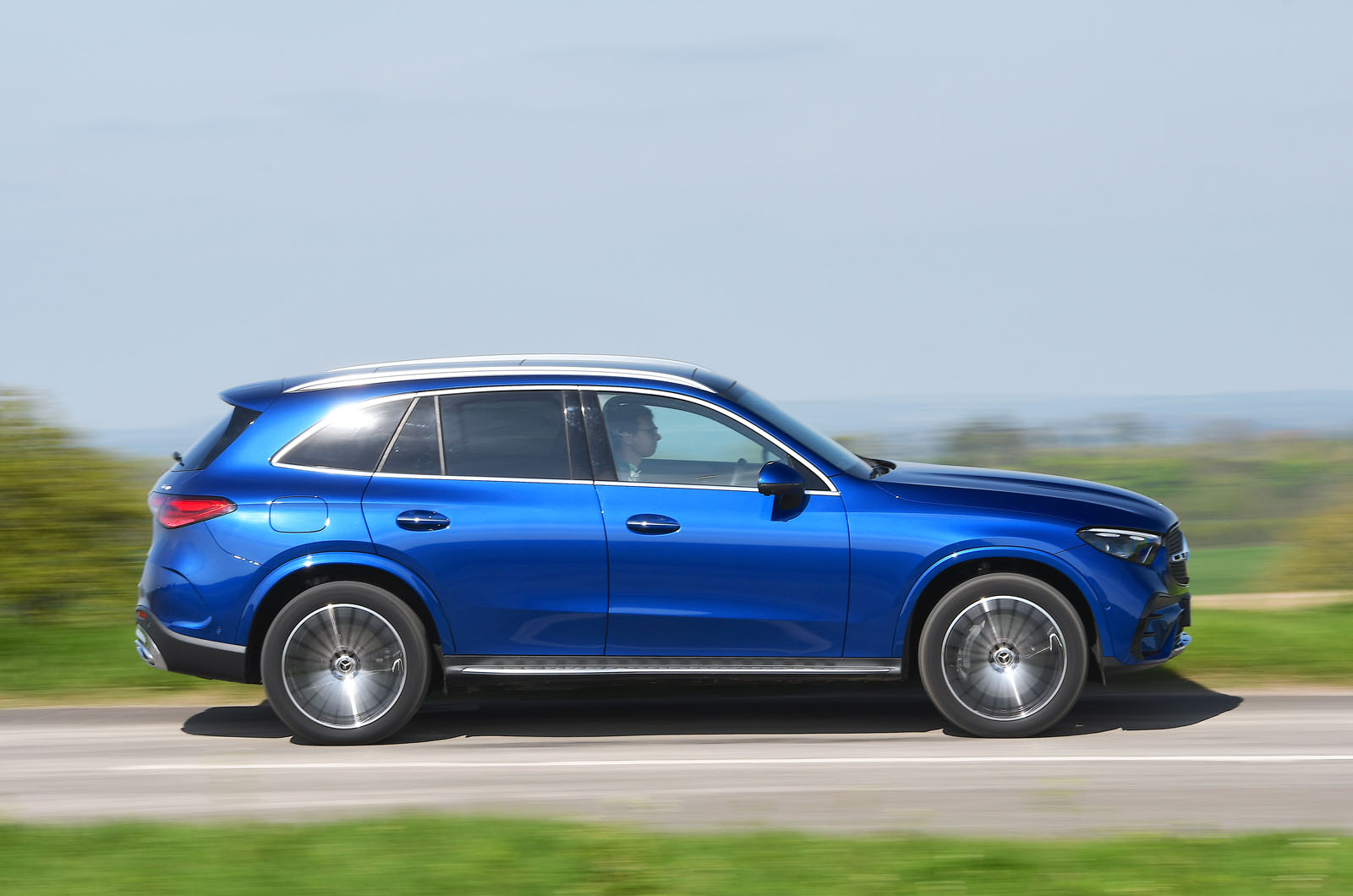 Mercedes GLC side