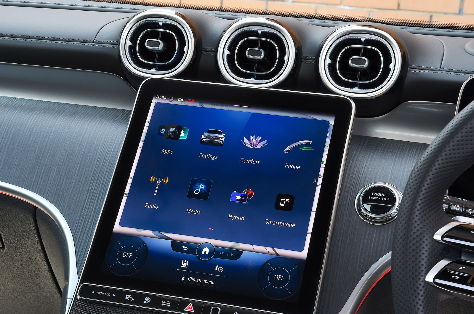 Mercedes GLC touchscreen