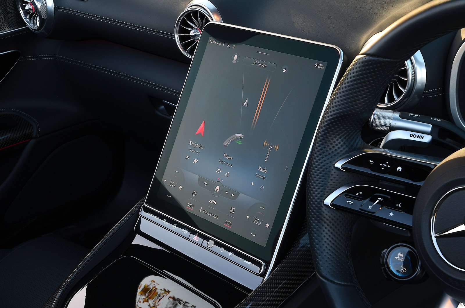Mercedes-AMG SL infotainment