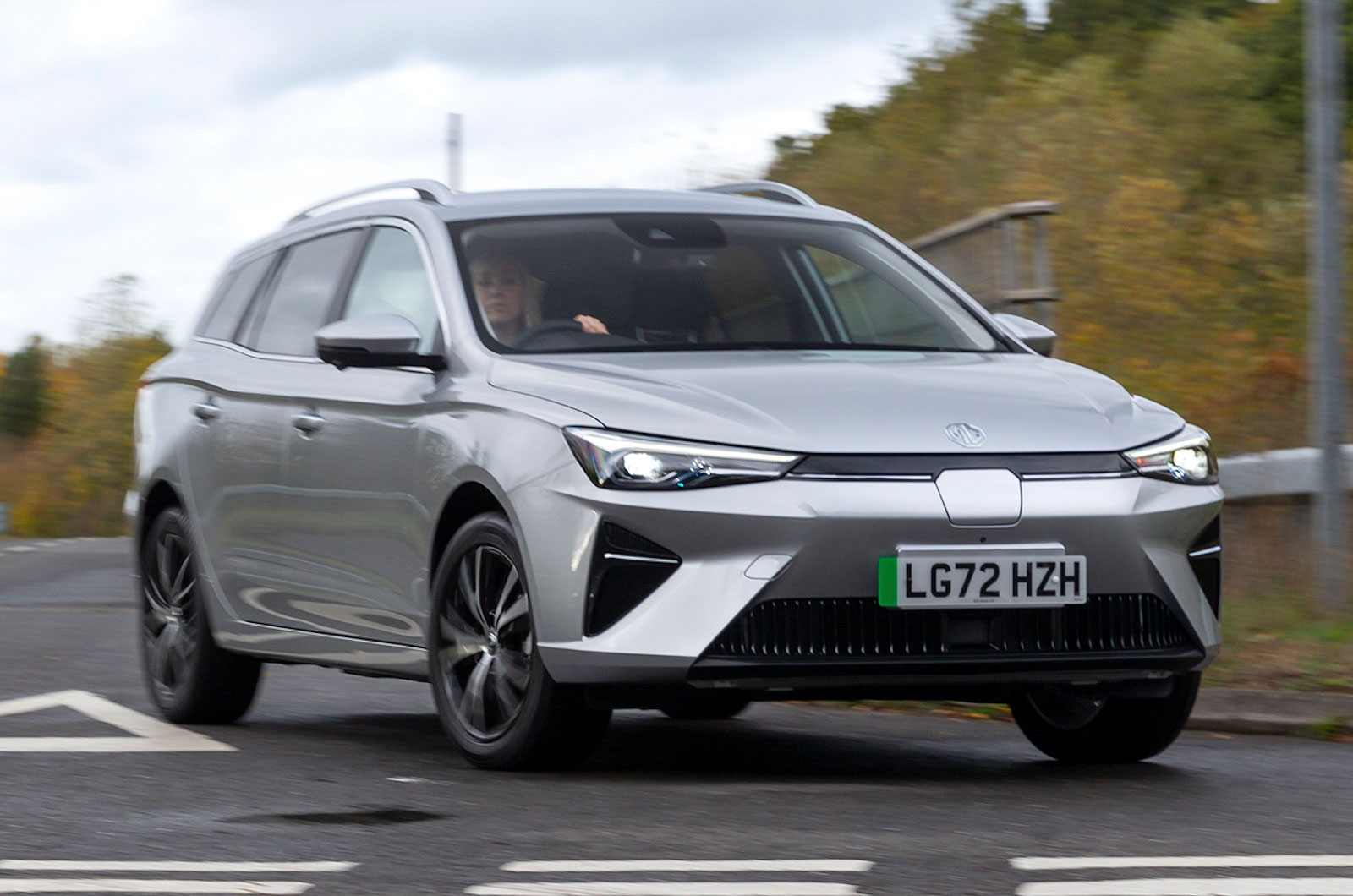 MG5 EV front cornering