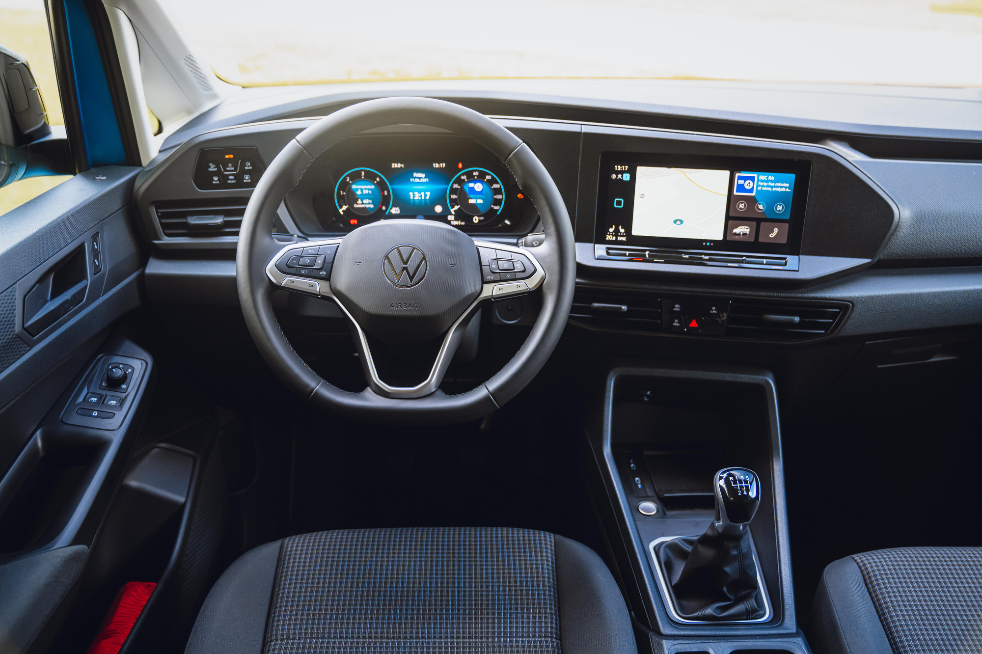 Volkswagen Caddy California interior dashboard