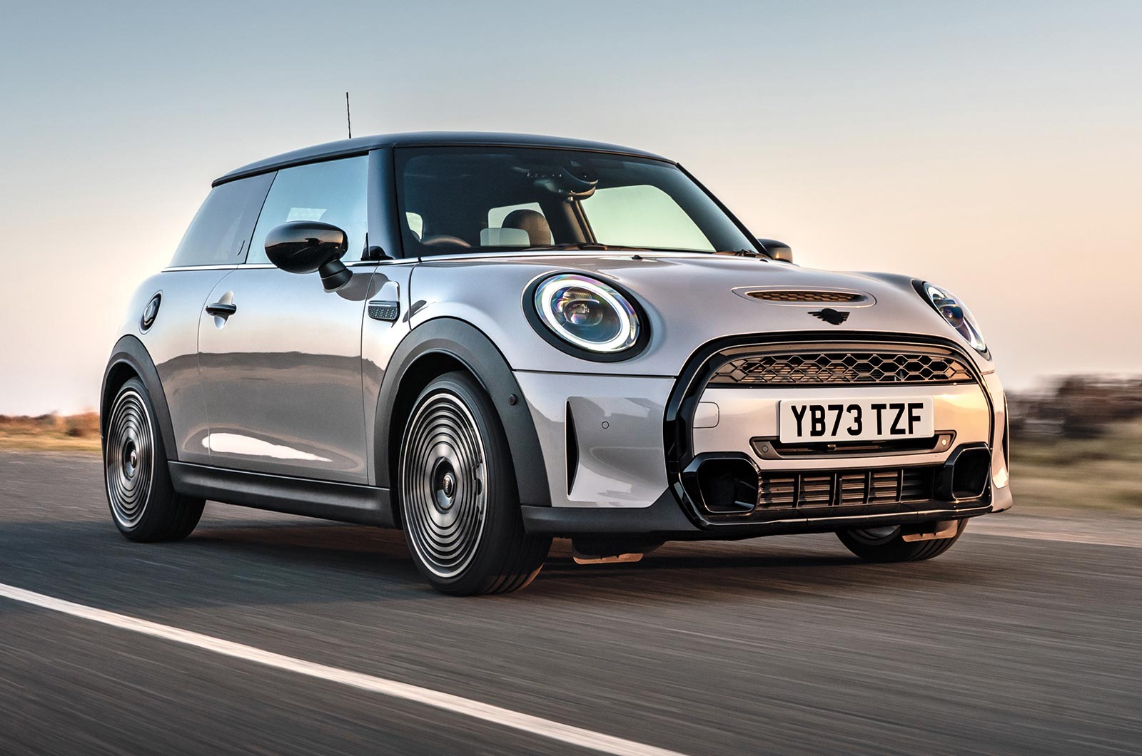 Mini driving front