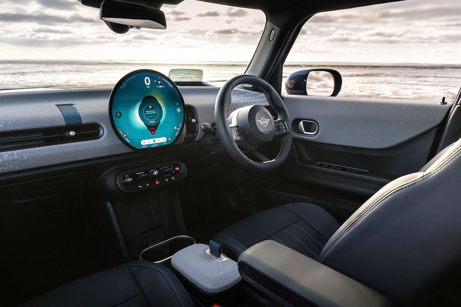 Mini Cooper 5 Door dashboard