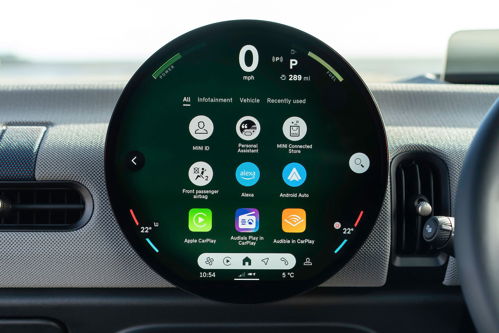 Mini Cooper 5 Door infotainment touchscreen