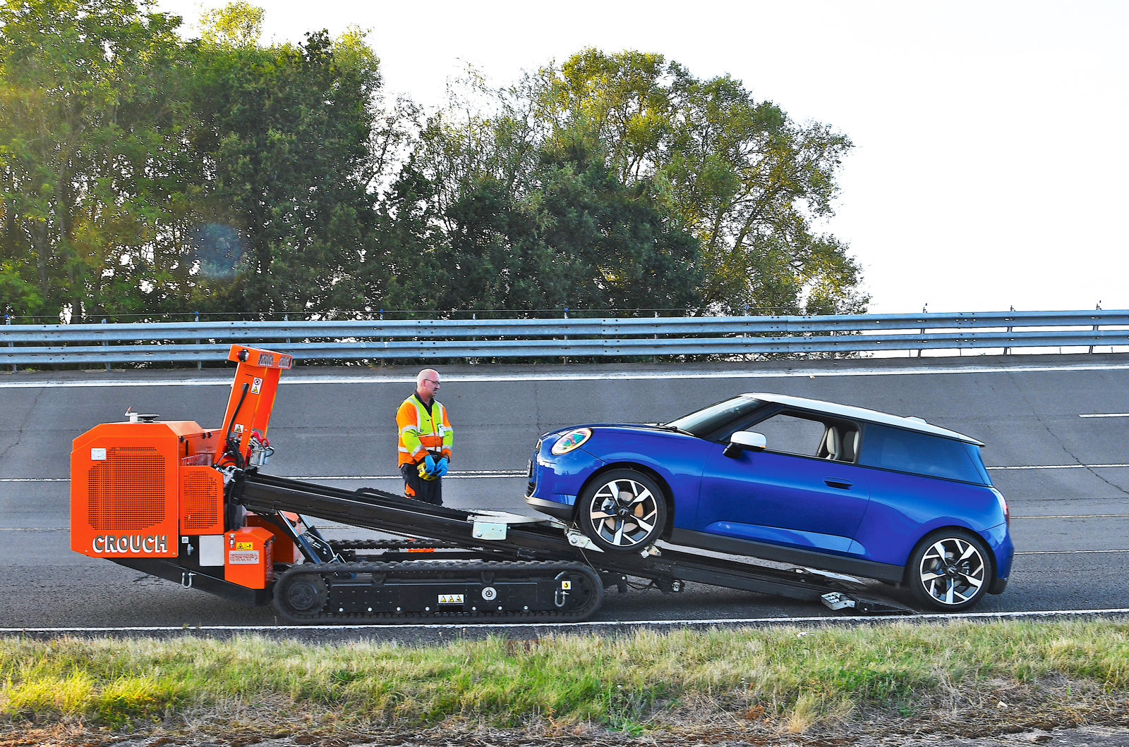 Mini Cooper SE being recovered after breakdown