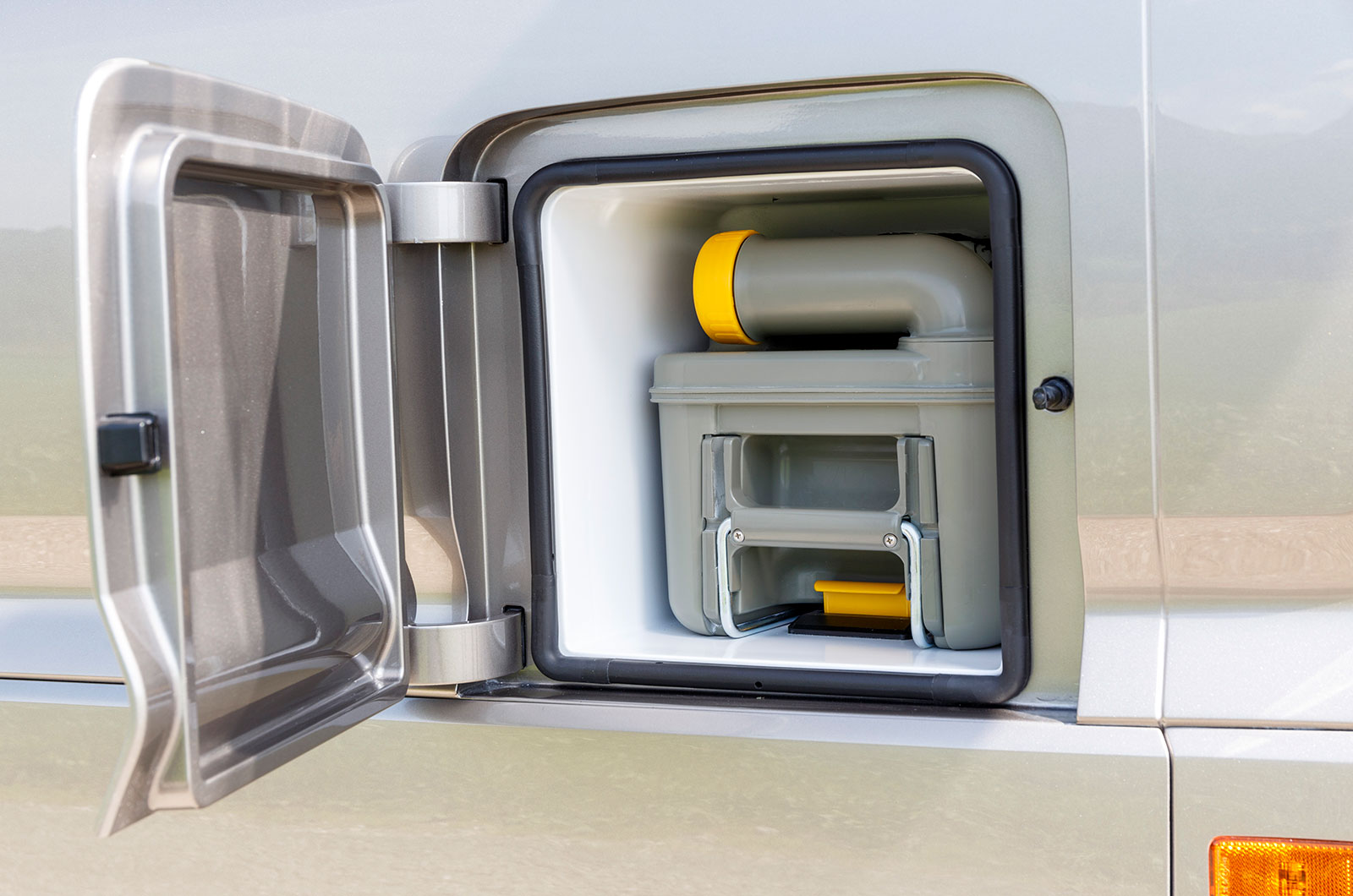 Motorhome water tank