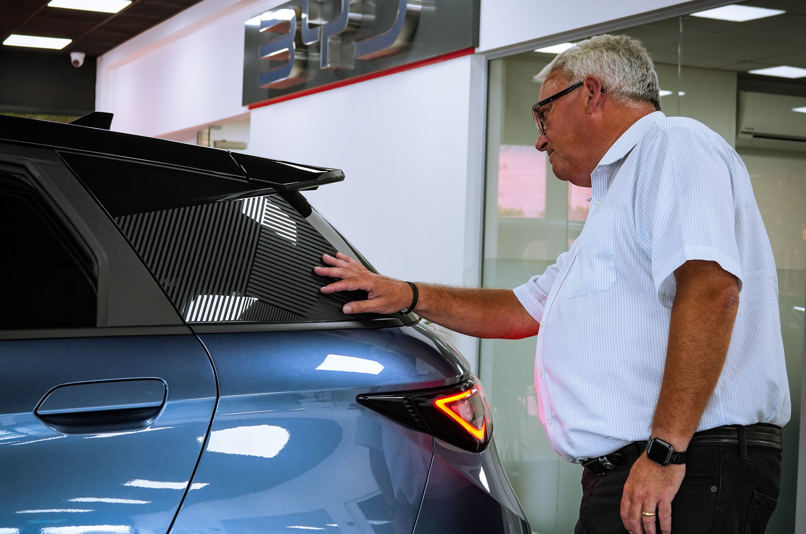 BYD Dolphin reader test team