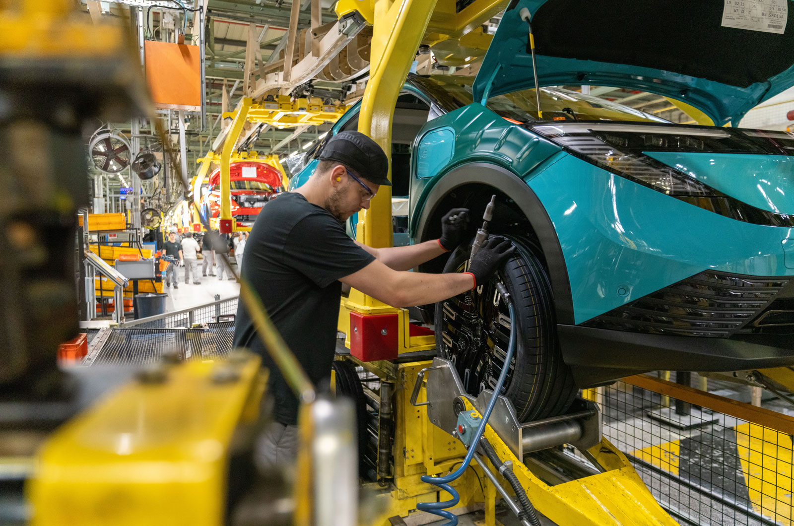 Nissan Leaf production Sunderland