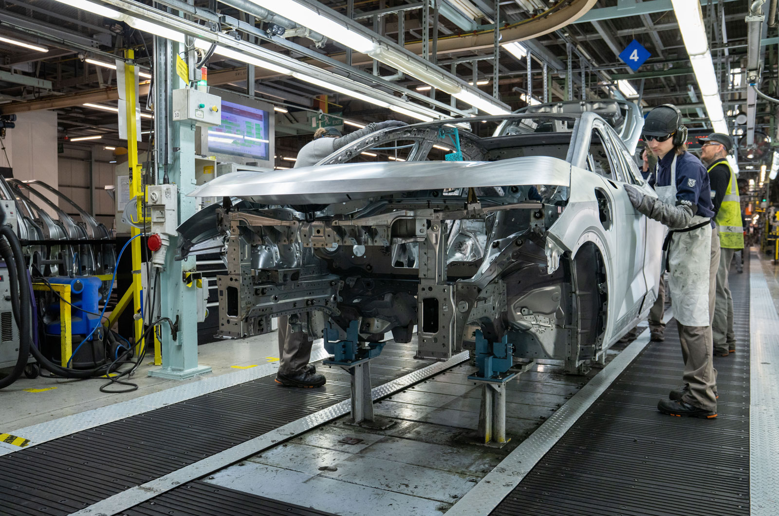 Nissan Leaf production Sunderland