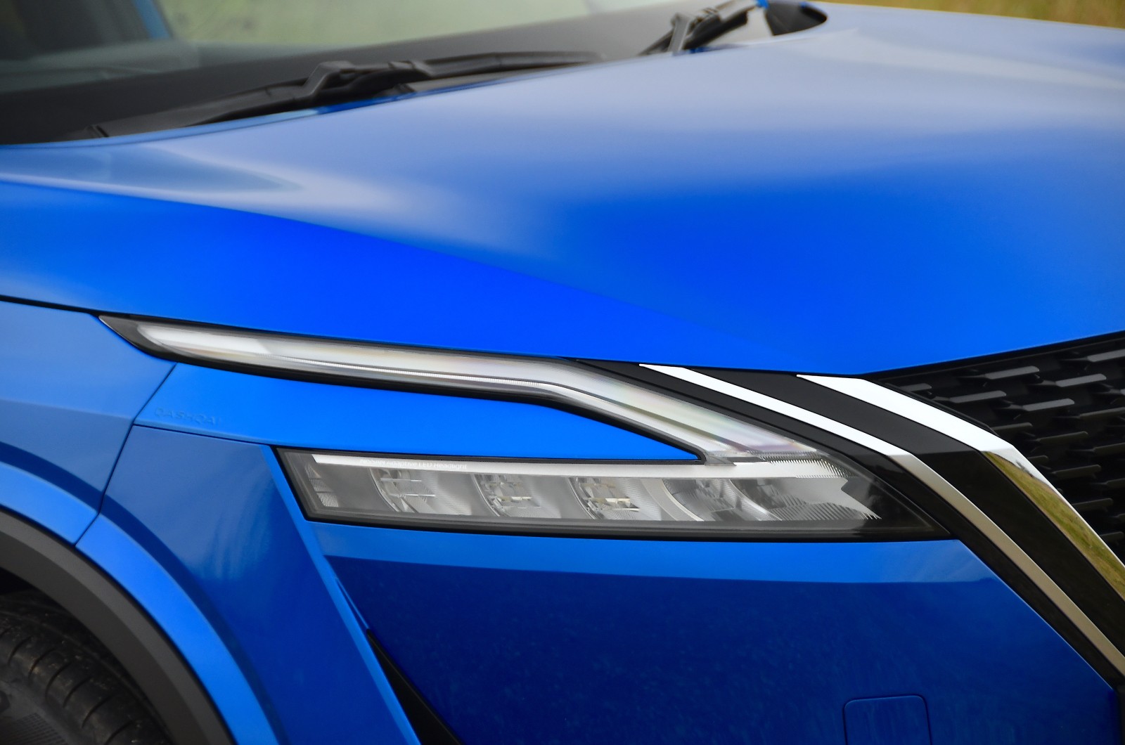 Nissan Qashqai front light