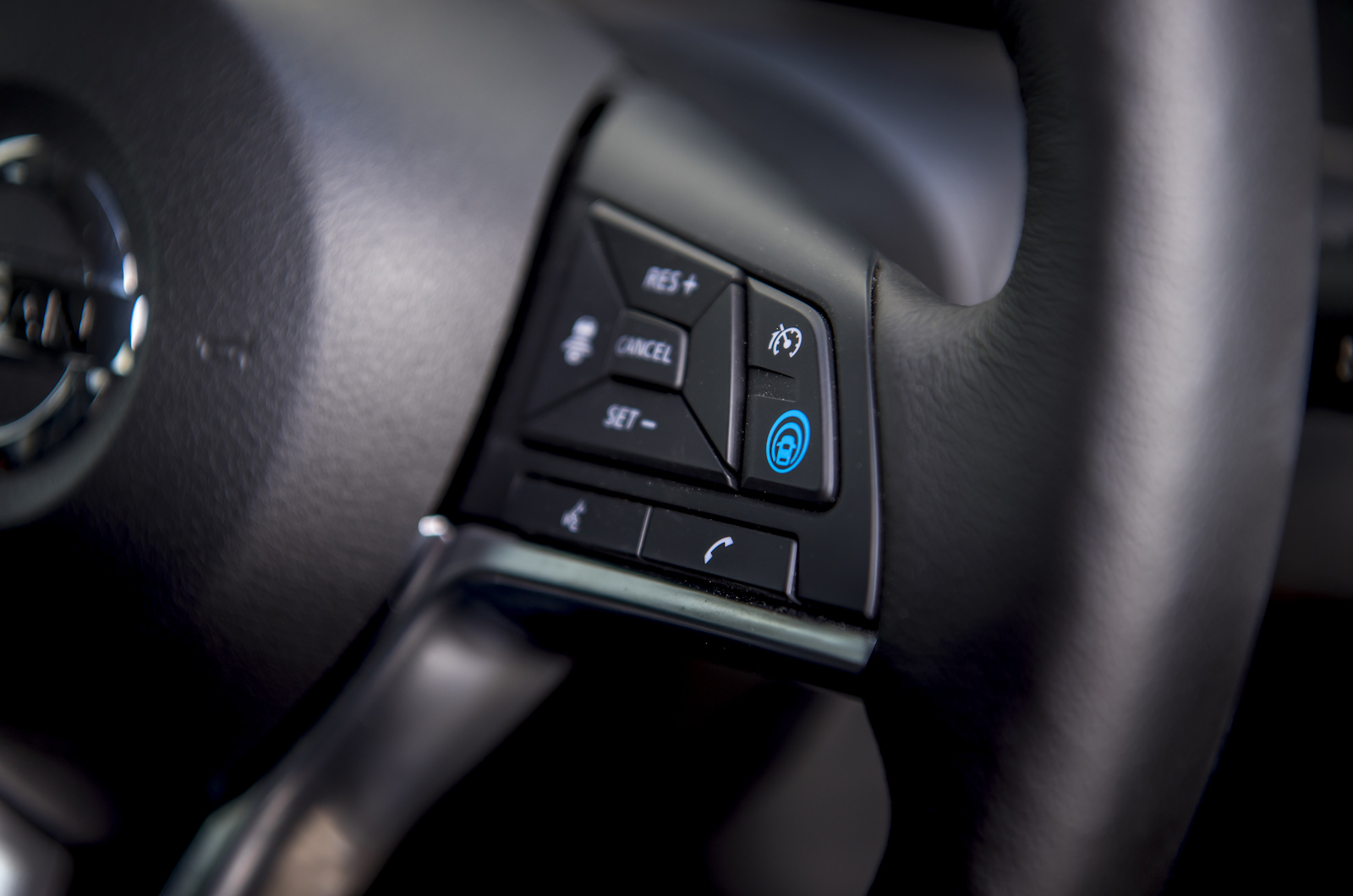 Nissan Intelligent Mobility tech makes the Nissan LEAF a great family car
