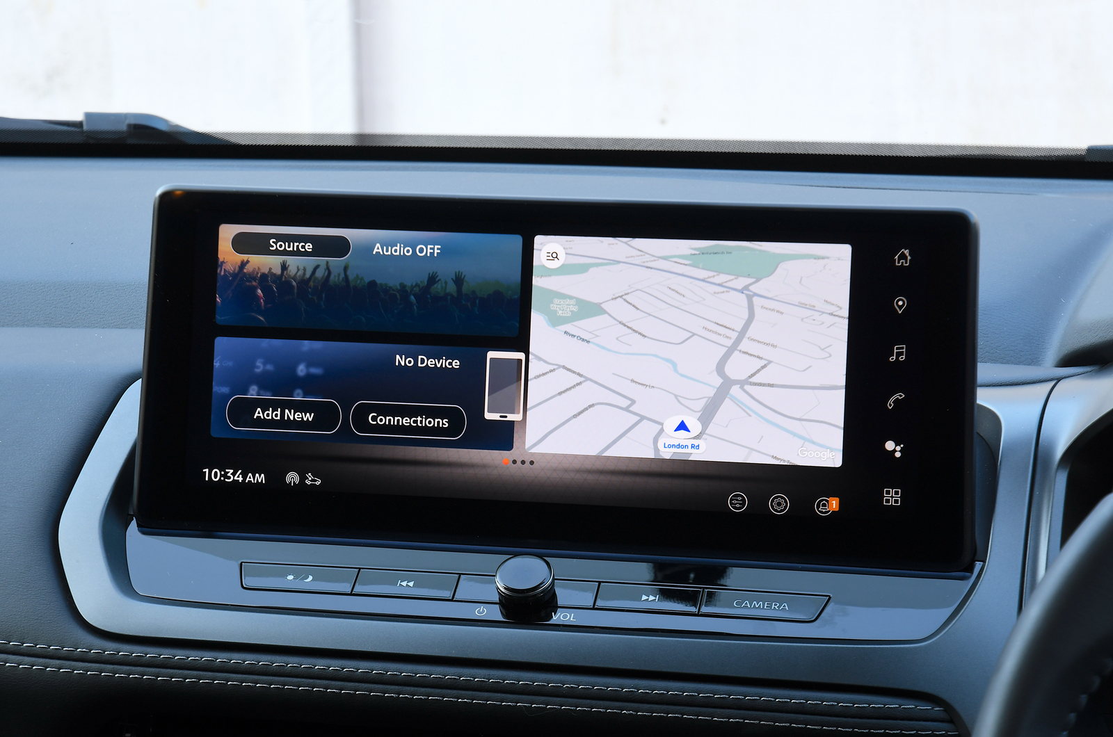 Nissan Qashqai infotainment screen