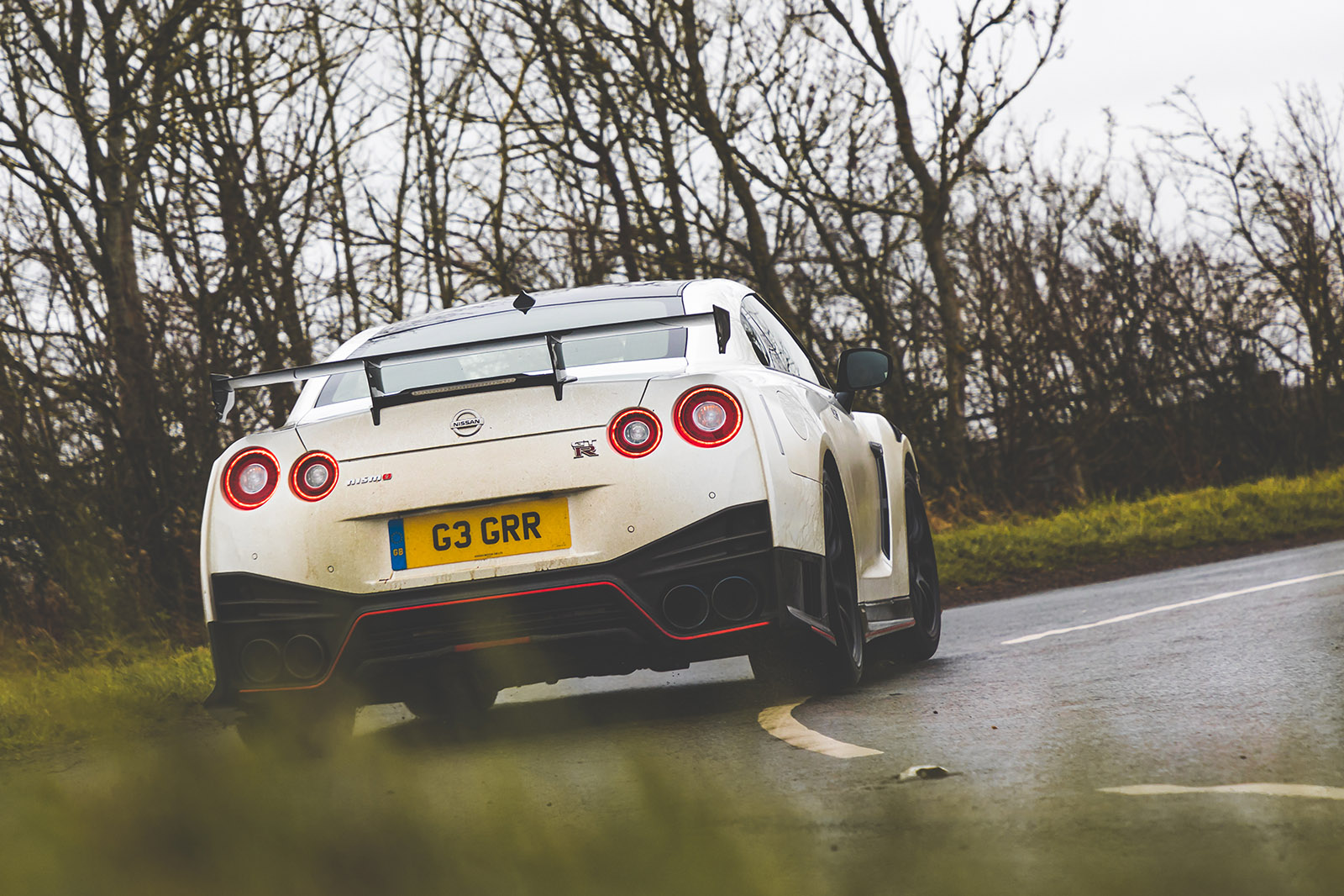 Nissan GT-R 2021 rear cornering