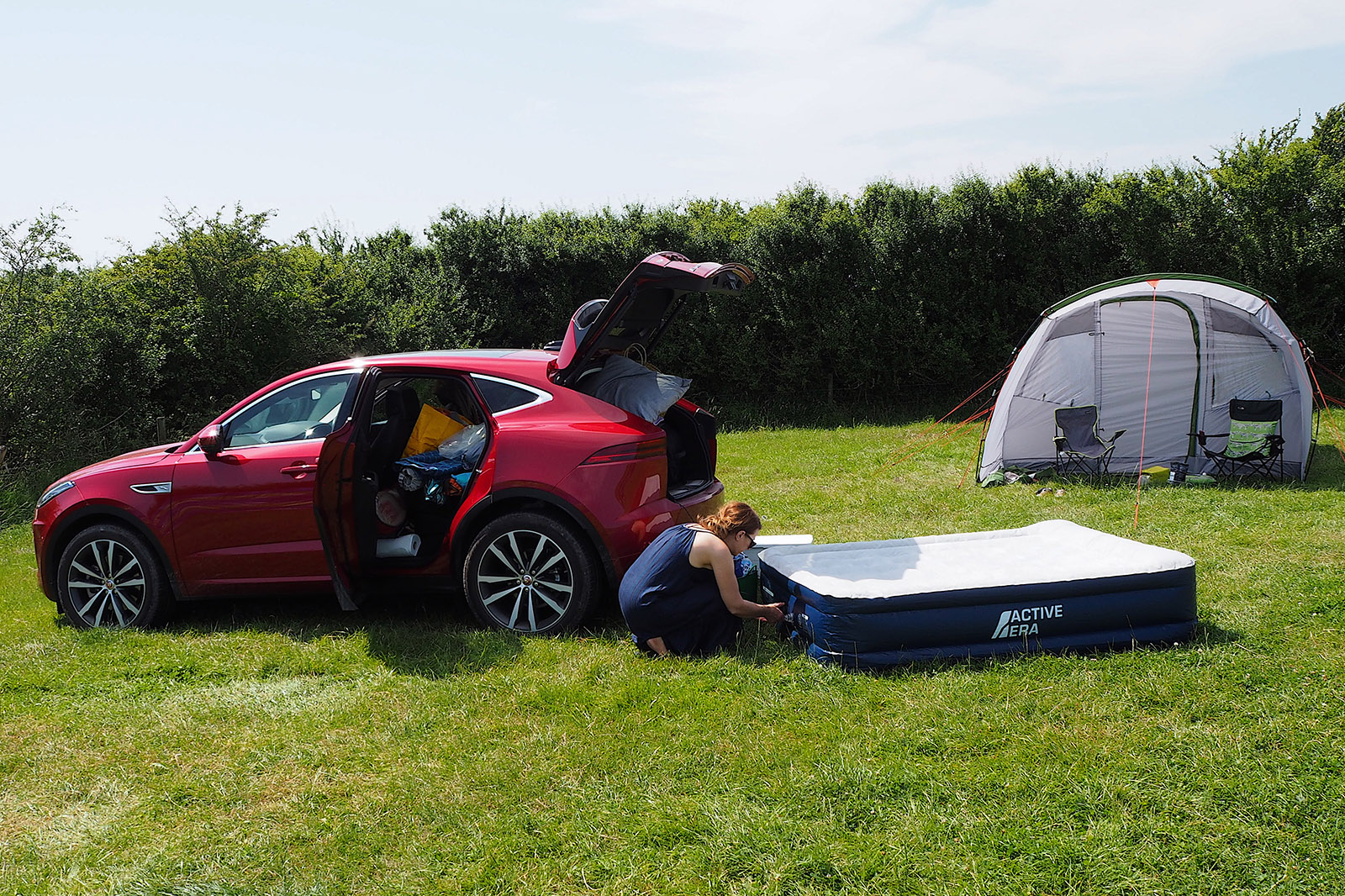 2021 Jaguar E-Pace long-term inflating airbed