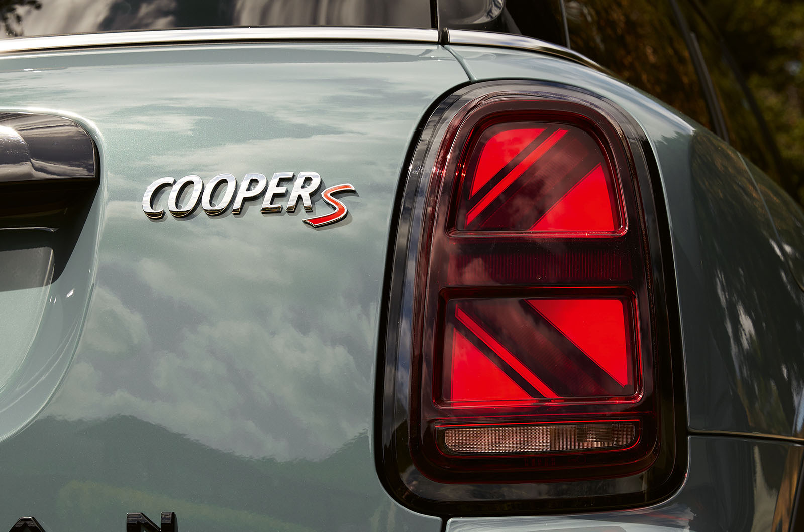MINI Countryman tail light