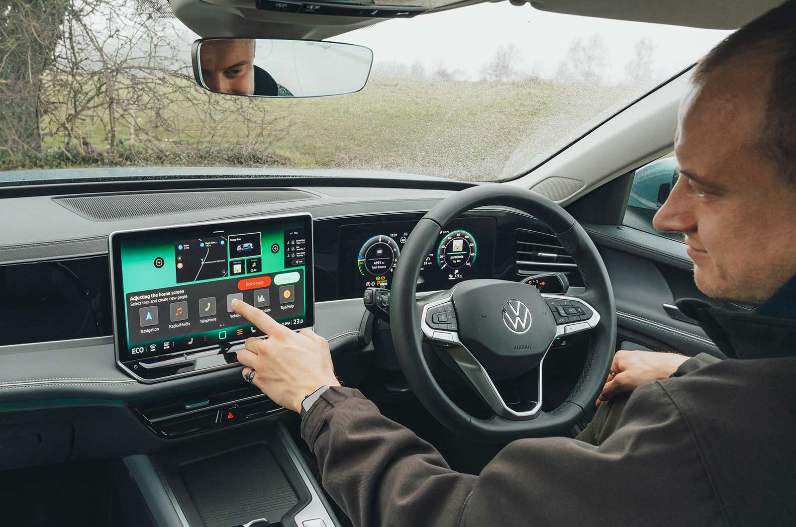 VW Passat infotainment screen