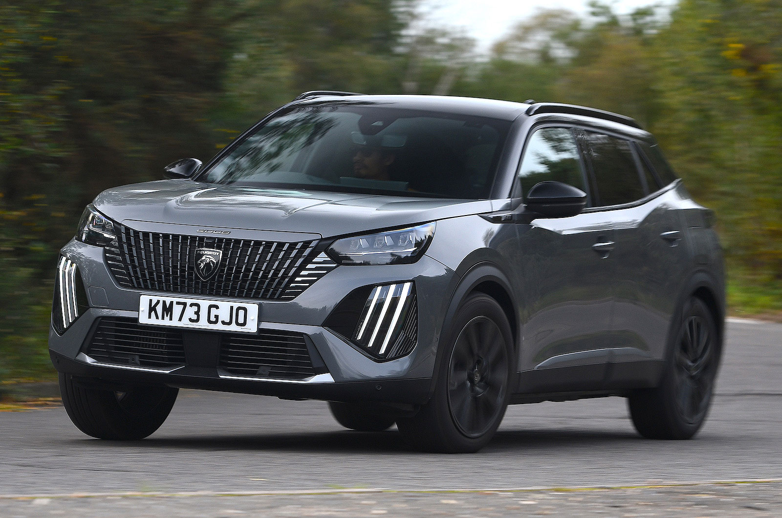 Peugeot 2008 front cornering