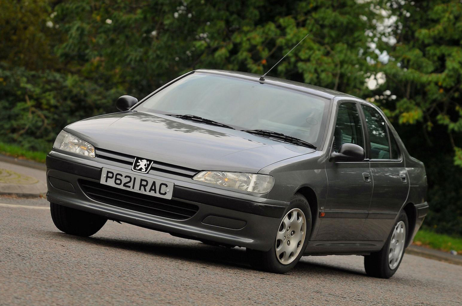 Peugeot 406 front cornering 1996