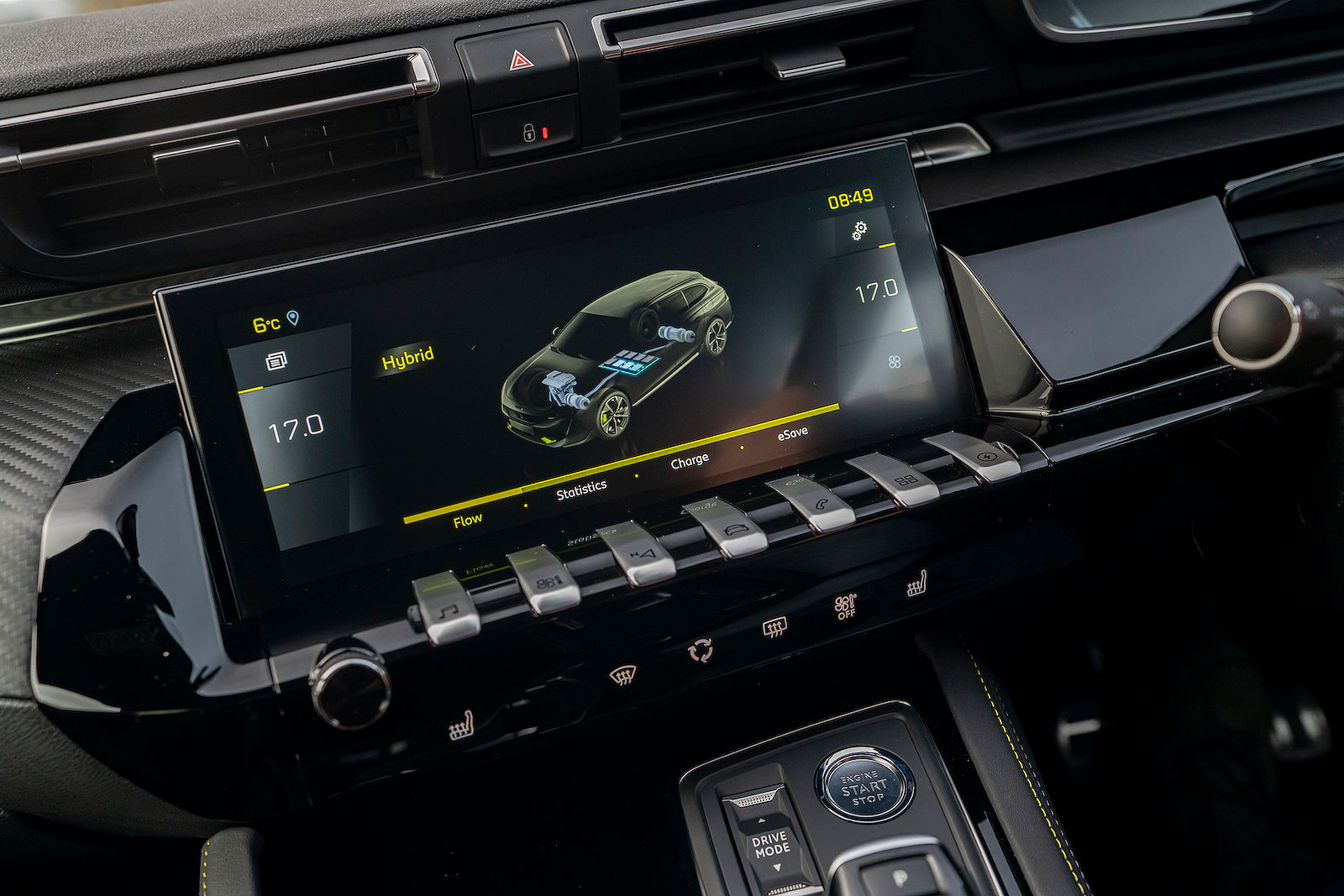 Peugeot 508 interior infotainment