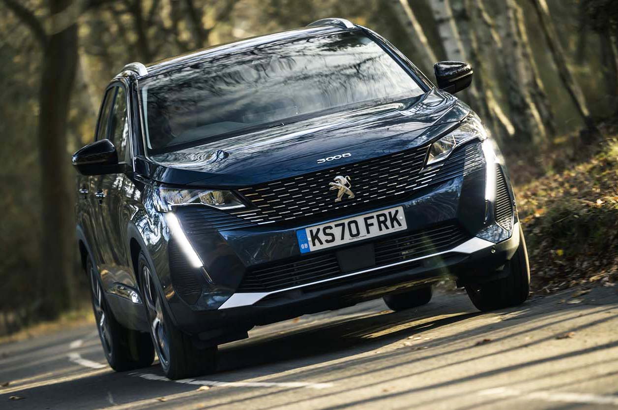 Peugeot 3008 2021 front
