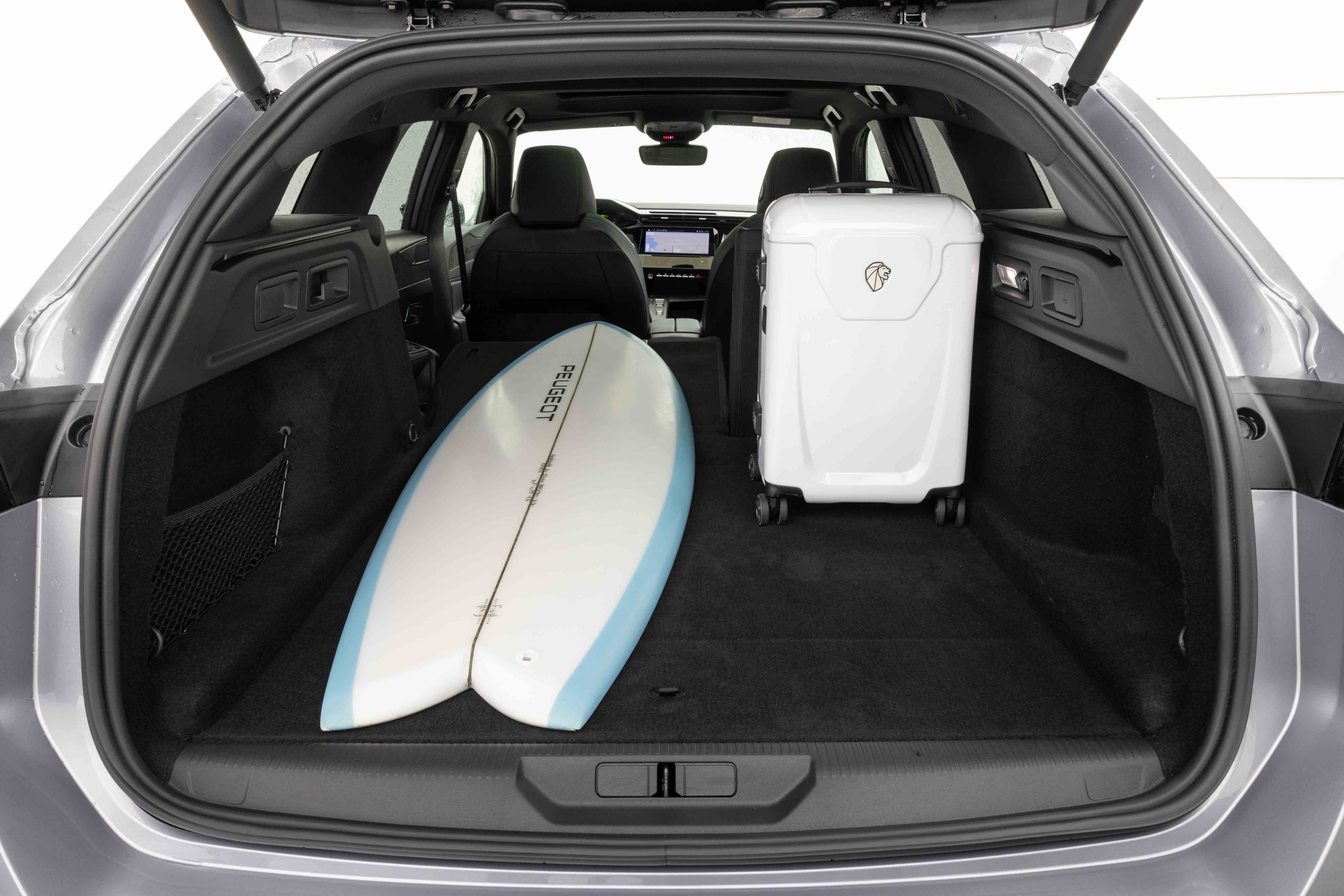 Peugeot 308 SW boot