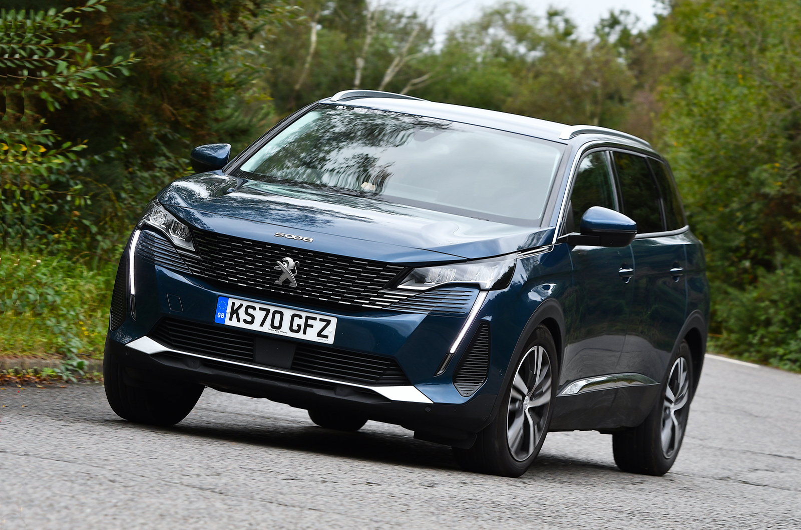 Peugeot 5008 2022 front