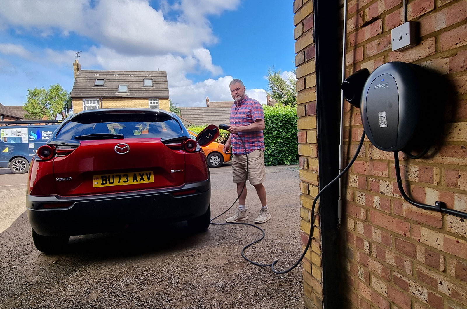 best-home-ev-chargers-pod-point-solo-3s-in-operation