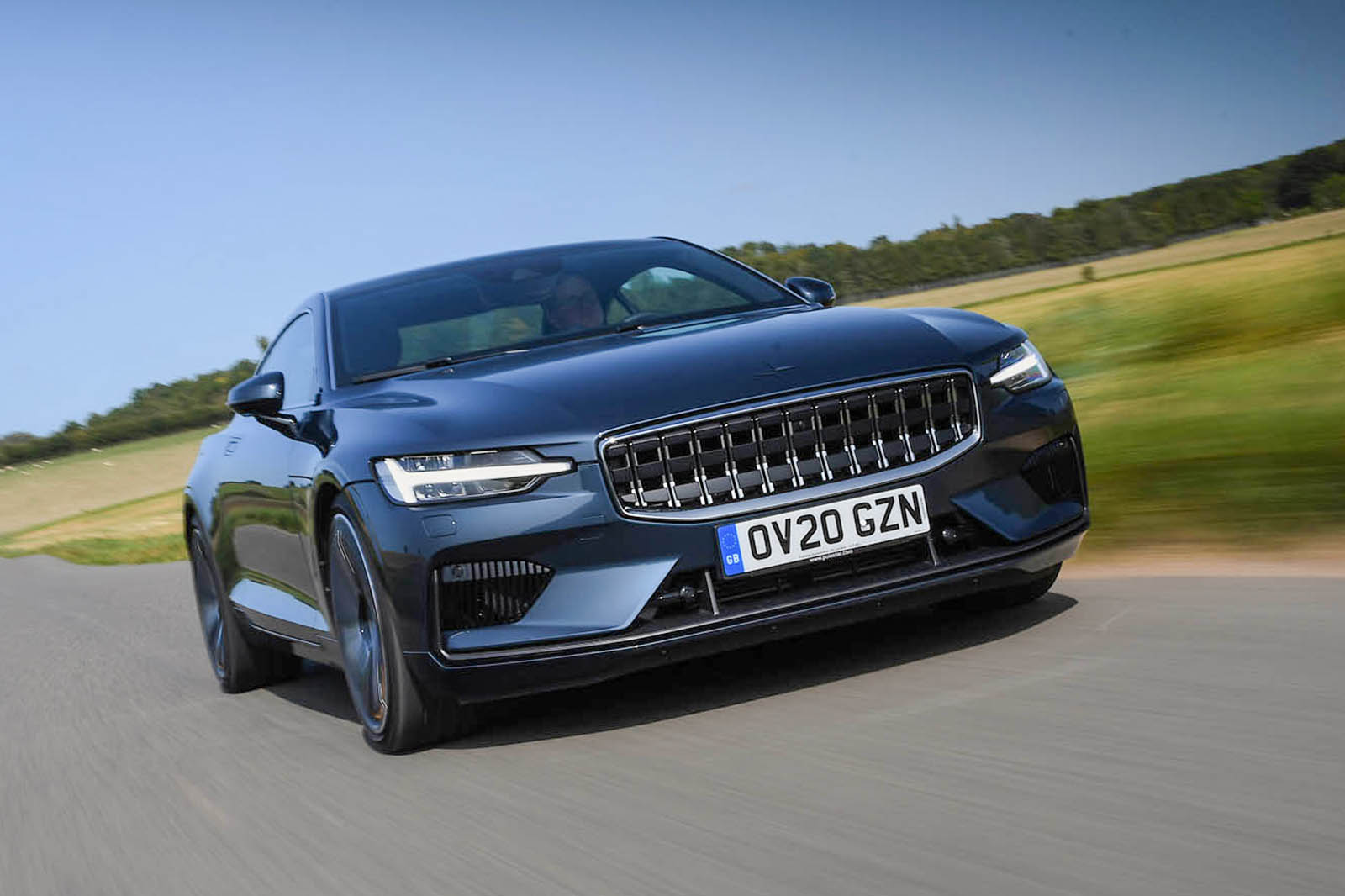 Polestar 1 2021 front tracking