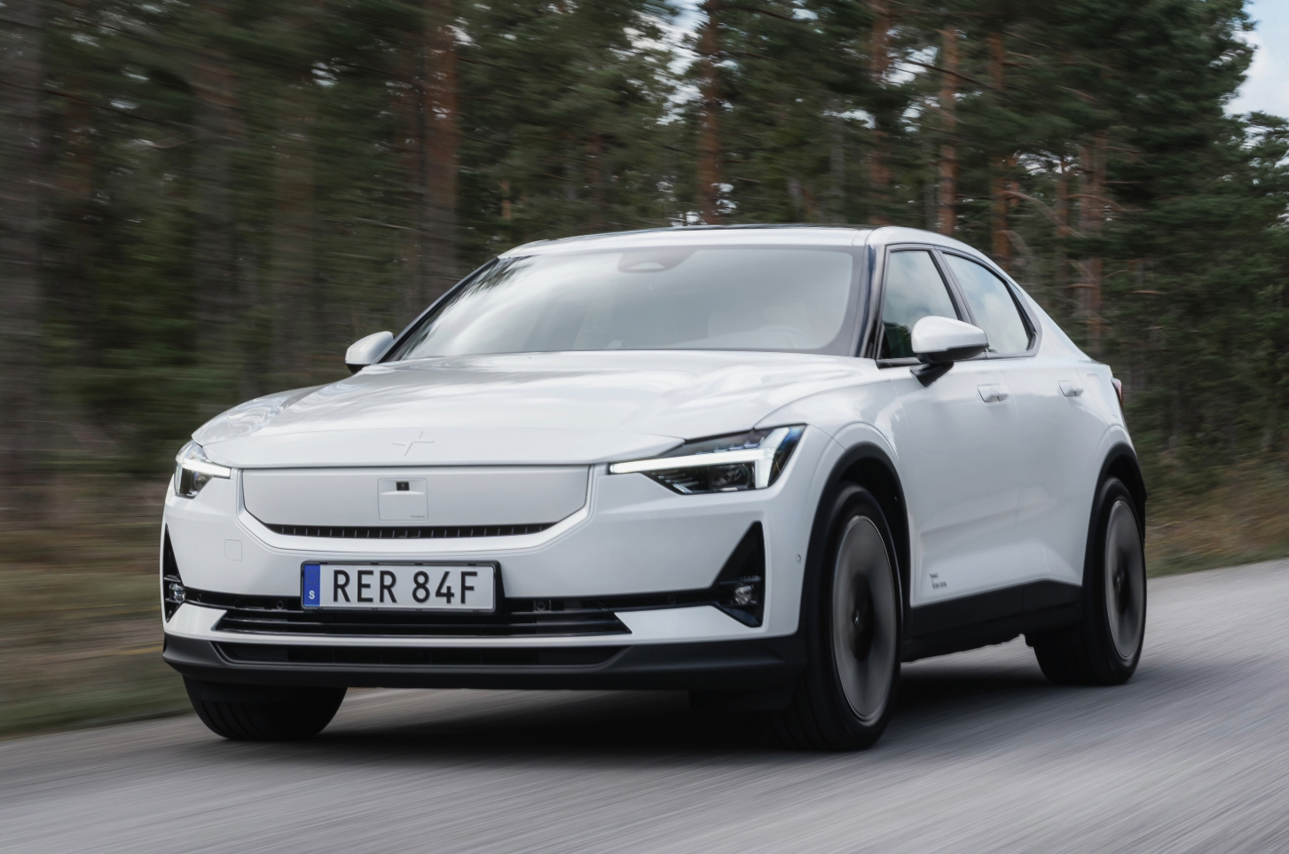 Polestar 2 driving lead