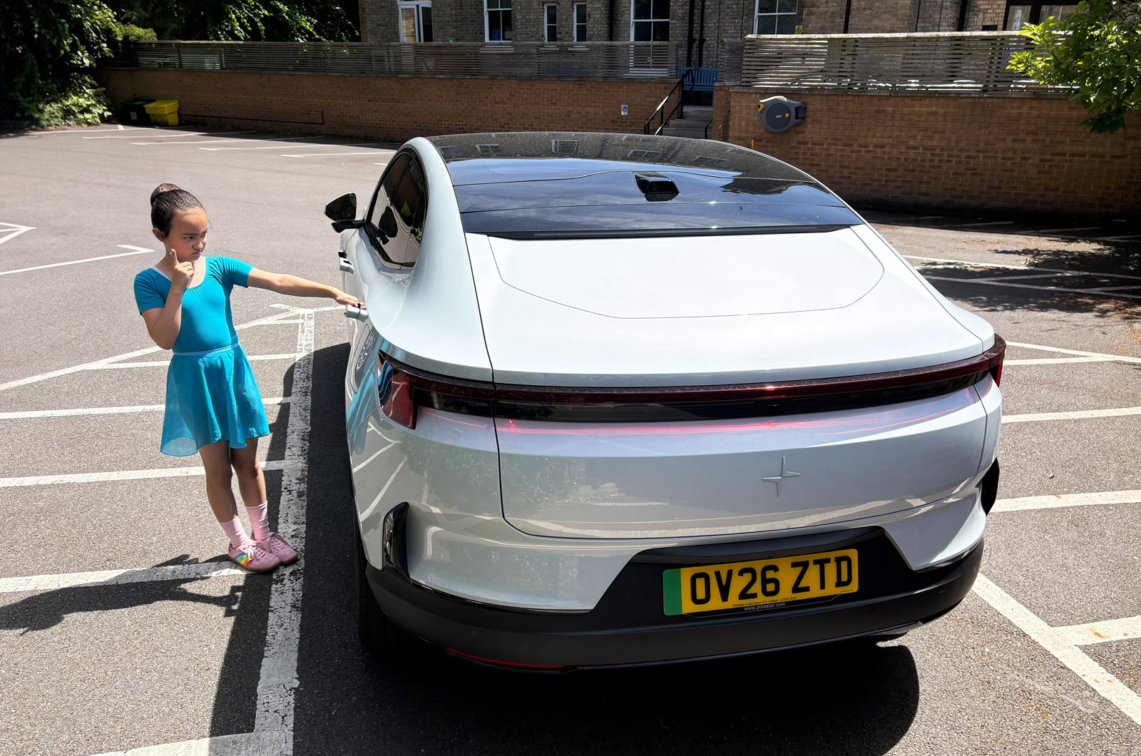 Polestar 4 LT rear - opening rear door